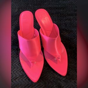 SOLD Zara Hot Fuschia Heeled Thong